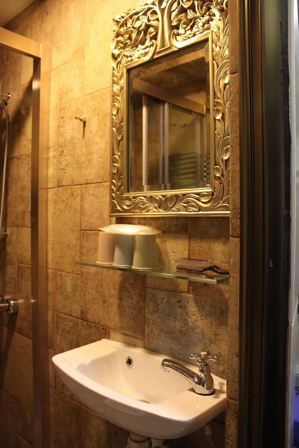 Grand Inn Гонконг Екстер'єр фото